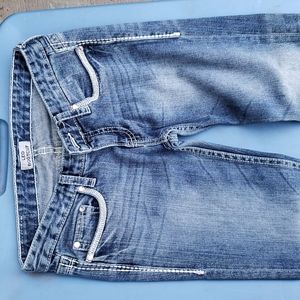 Daytrip Leo Bootcut Jeans. Size 28 Short